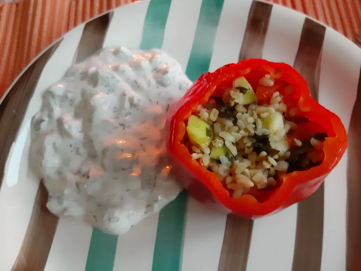Rezept: Bulgur-Paprika mit Gurkenquark Bild Nr. 13232 Bulgur-Paprika mit Gurkenquark - Rezept - Bild Nr. 13232