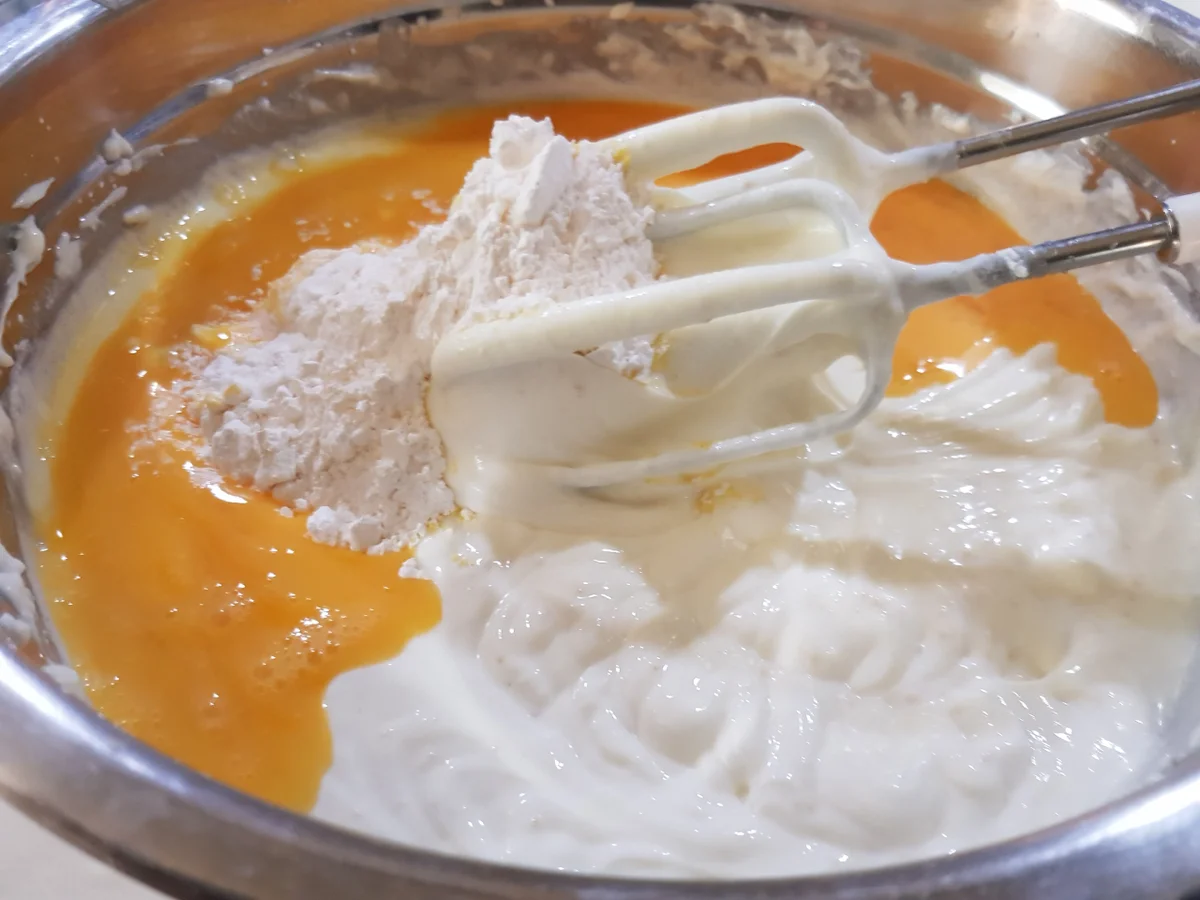 Käsekuchen mit Himbeeren und Streuseldecke - Rezept - Bild Nr. 9