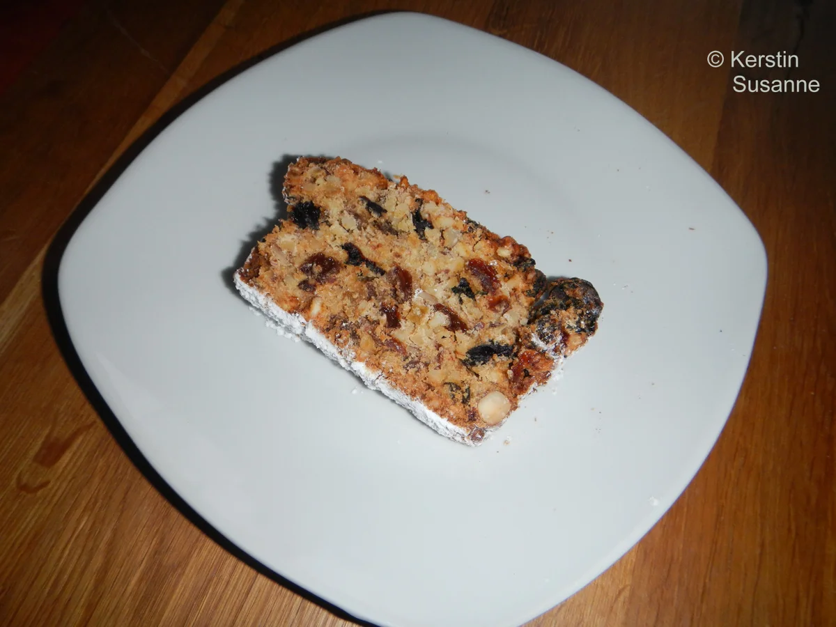 Rezept: Früchtekuchen Bild Nr. 3 Früchtekuchen - Rezept - Bild Nr. 3