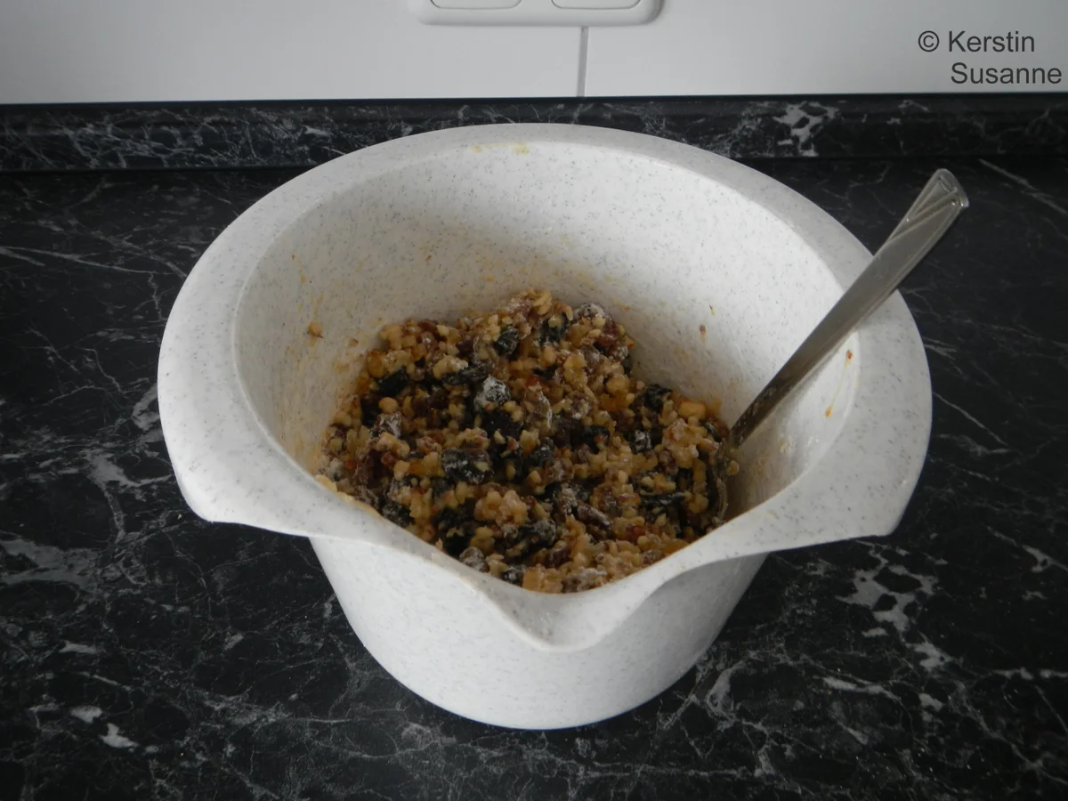 Rezept: Früchtekuchen Bild Nr. 5 Früchtekuchen - Rezept - Bild Nr. 5