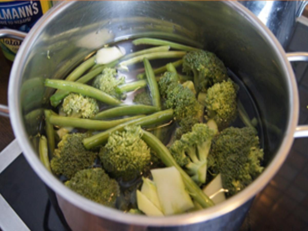 Zanderfilet mit grünen Bohnen + Brokkoli und Möhrenstampf - Rezept - Bild Nr. 8