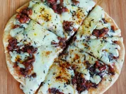 Pfannenpizza Margherita alla Francesca - Rezept - Bild Nr. 2