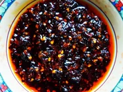 Rote Peperonipaste mit Knoblauch ala "Szechuan" - Rezept - Bild Nr. 2