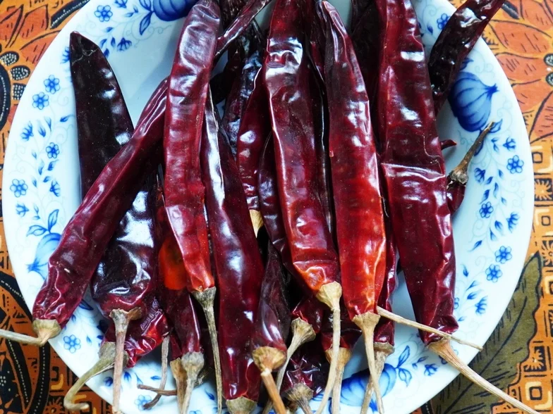 Rote Peperonipaste mit Knoblauch ala "Szechuan" - Rezept - Bild Nr. 3