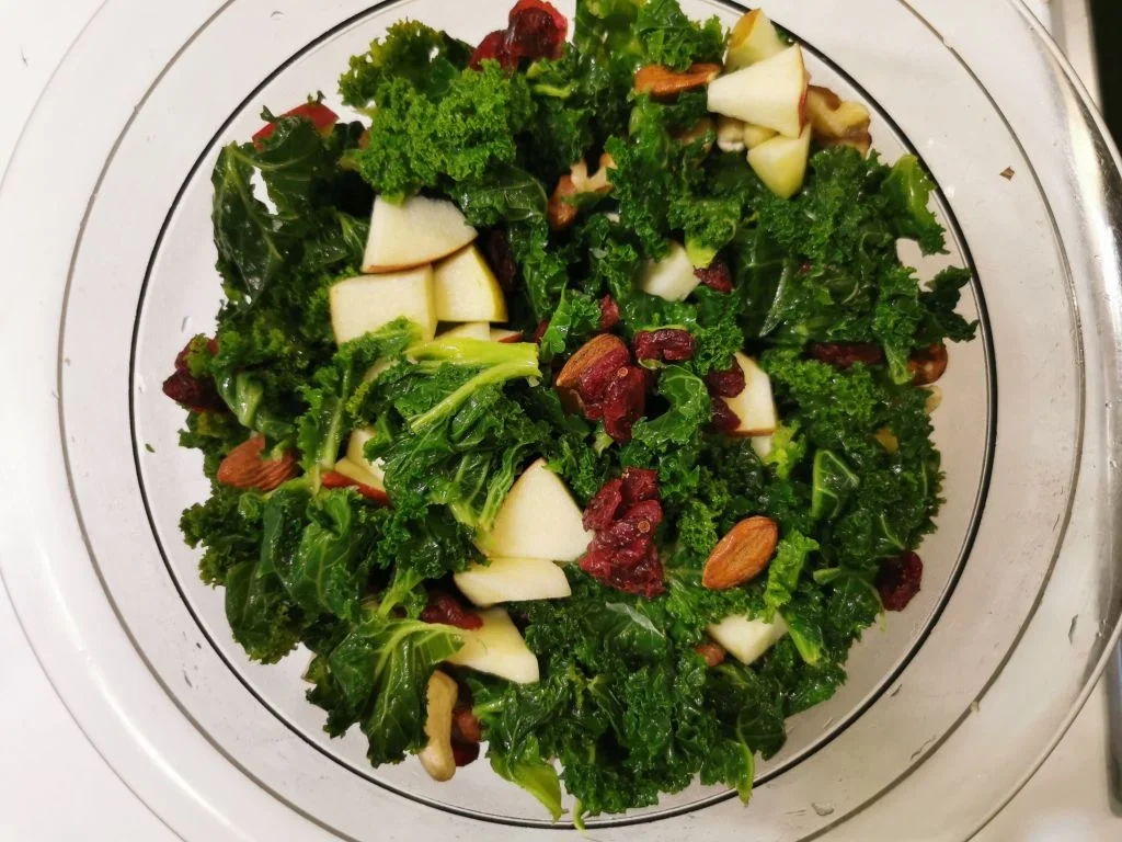 Rezept: Grünkohlsalat Bild Nr. 2 Grünkohlsalat - Rezept - Bild Nr. 2