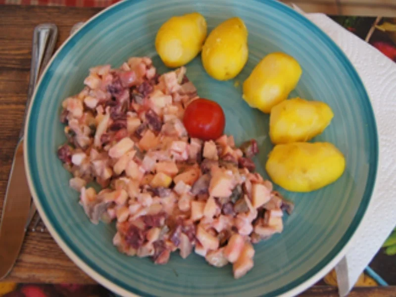 Matjes-Salat mit Baby-Pellkartoffeln - Rezept - Bild Nr. 18