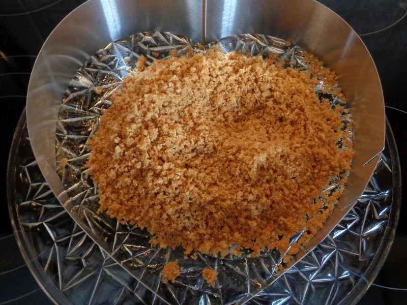 Rezept: Himbeer - Käsesahne - Torte mit weißer Schokolade Bild Nr. 11 Himbeer - Käsesahne - Torte mit weißer Schokolade - Rezept - Bild Nr. 11