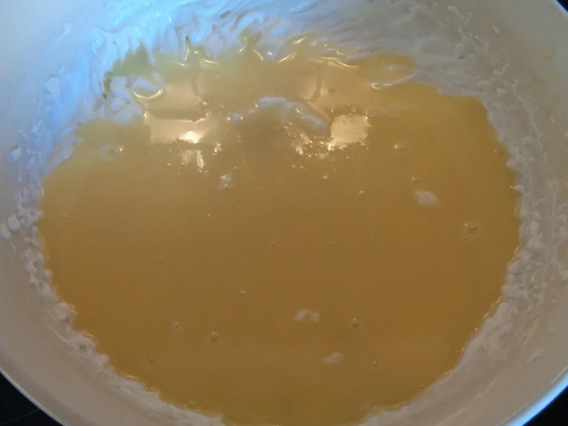 Rezept: Himbeer - Käsesahne - Torte mit weißer Schokolade Bild Nr. 15 Himbeer - Käsesahne - Torte mit weißer Schokolade - Rezept - Bild Nr. 15