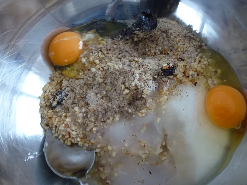 Haselnuss-Mohn-Rolle - Rezept - Bild Nr. 6