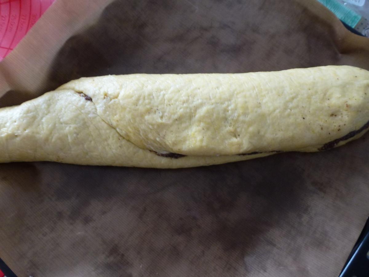 Haselnuss-Mohn-Rolle - Rezept mit Bild - kochbar.de