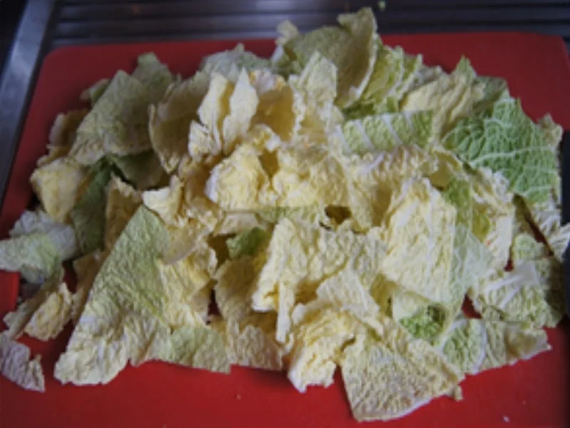 Herzhafte Wirsingpfanne mit Baby-Pellkartoffeln - Rezept - Bild Nr. 5