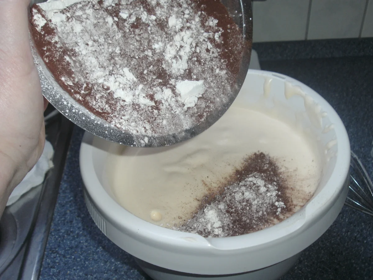 Schwarzwälder Kirschtorte - Rezept - Bild Nr. 4