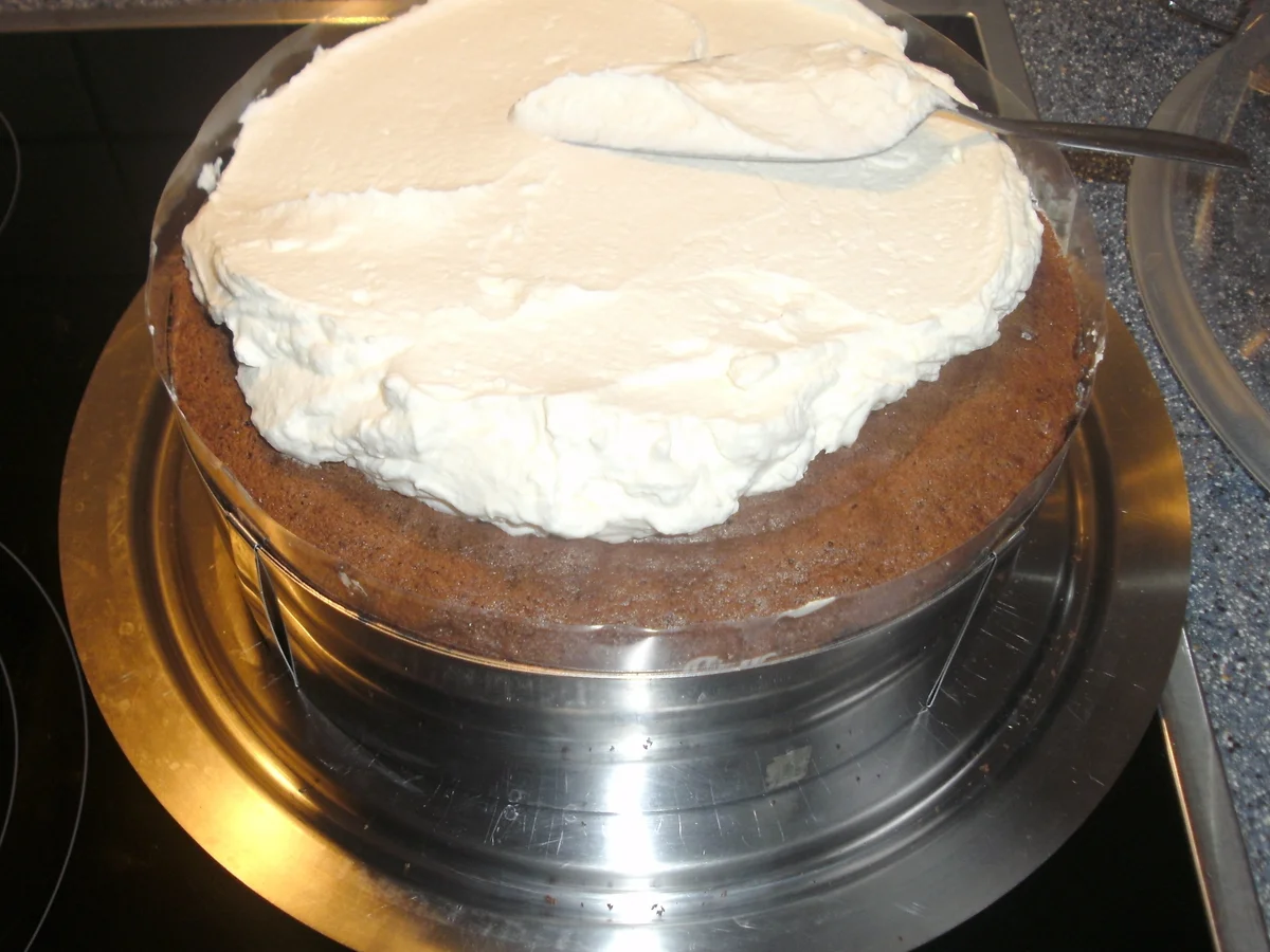 Schwarzwälder Kirschtorte - Rezept - Bild Nr. 9