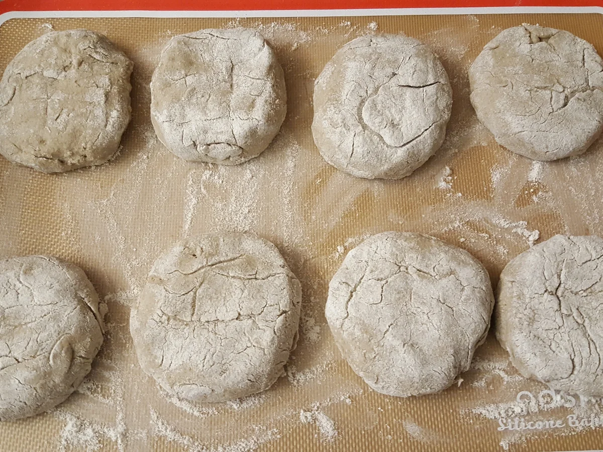 Rezept: Reine Roggenbrötchen Bild Nr. 13508 Reine Roggenbrötchen - Rezept - Bild Nr. 13508