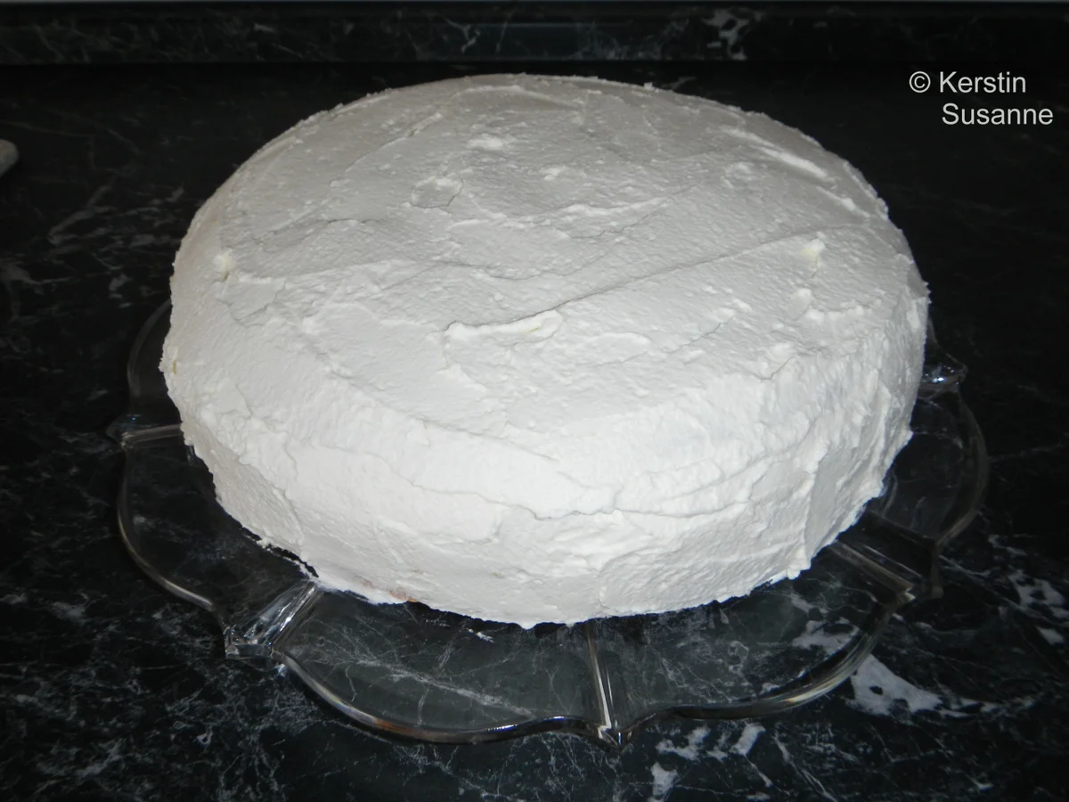 Rezept: Kiwi-Sahne-Torte Bild Nr. 11 Kiwi-Sahne-Torte - Rezept - Bild Nr. 11