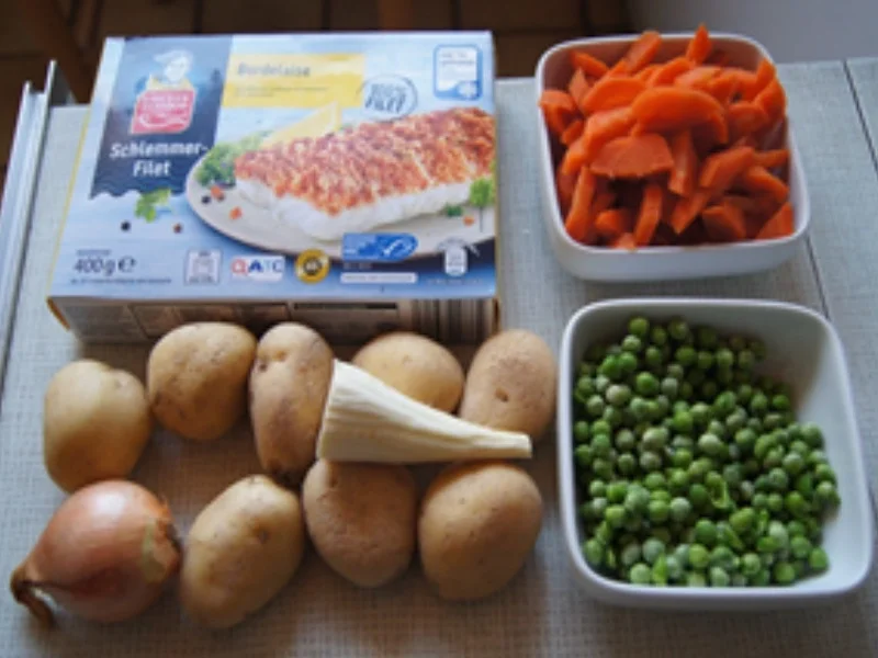 Rezept: Schlemmerfilet mit Erbsen-Möhren-Gemüse und Kartoffelstampf Bild Nr. 3 Schlemmerfilet mit Erbsen-Möhren-Gemüse und Kartoffelstampf - Rezept - Bild Nr. 3