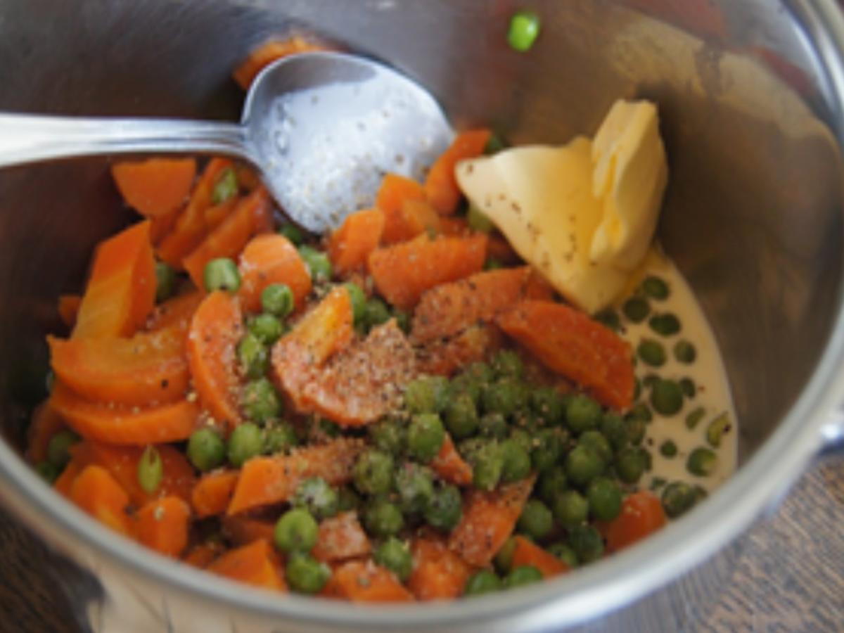 Schlemmerfilet mit Erbsen-Möhren-Gemüse und Kartoffelstampf - Rezept - Bild Nr. 9