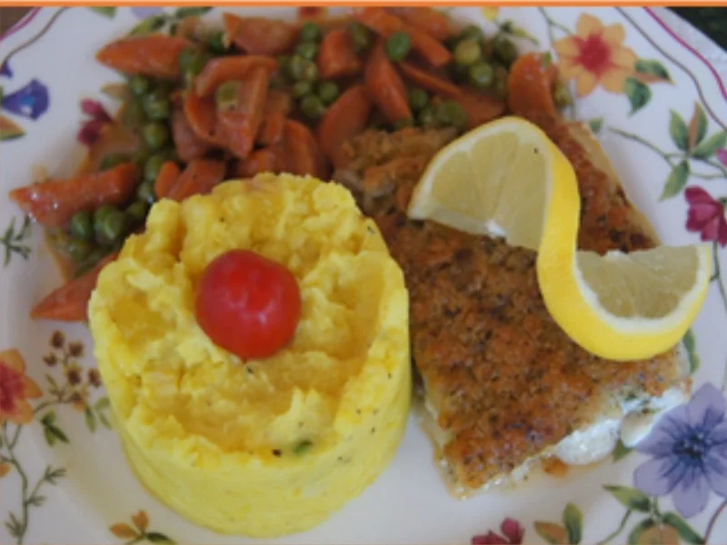 Rezept: Schlemmerfilet mit Erbsen-Möhren-Gemüse und Kartoffelstampf Bild Nr. 13 Schlemmerfilet mit Erbsen-Möhren-Gemüse und Kartoffelstampf - Rezept - Bild Nr. 13