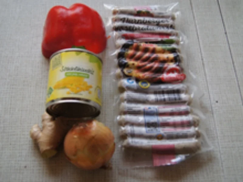 Rezept: Sonnenmaissuppe mit Nürnberger Rostbratwürstchen Bild Nr. 3 Sonnenmaissuppe mit Nürnberger Rostbratwürstchen - Rezept - Bild Nr. 3