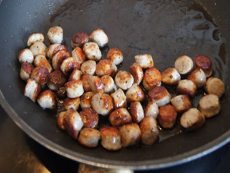 Rezept: Sonnenmaissuppe mit Nürnberger Rostbratwürstchen Bild Nr. 8 Sonnenmaissuppe mit Nürnberger Rostbratwürstchen - Rezept - Bild Nr. 8