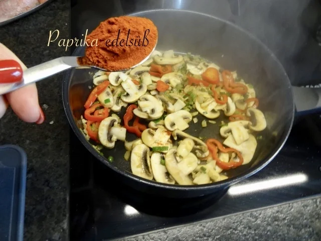 Fogosch mit Pußtasauce und Salzkartoffeln - Rezept - Bild Nr. 19