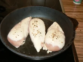 Rezept: Hähnchenbrustfilet "mexikanisch" Hähnchenbrustfilet "mexikanisch" - Rezept