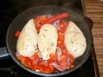 Rezept: Hähnchenbrustfilet "mexikanisch" Hähnchenbrustfilet "mexikanisch" - Rezept