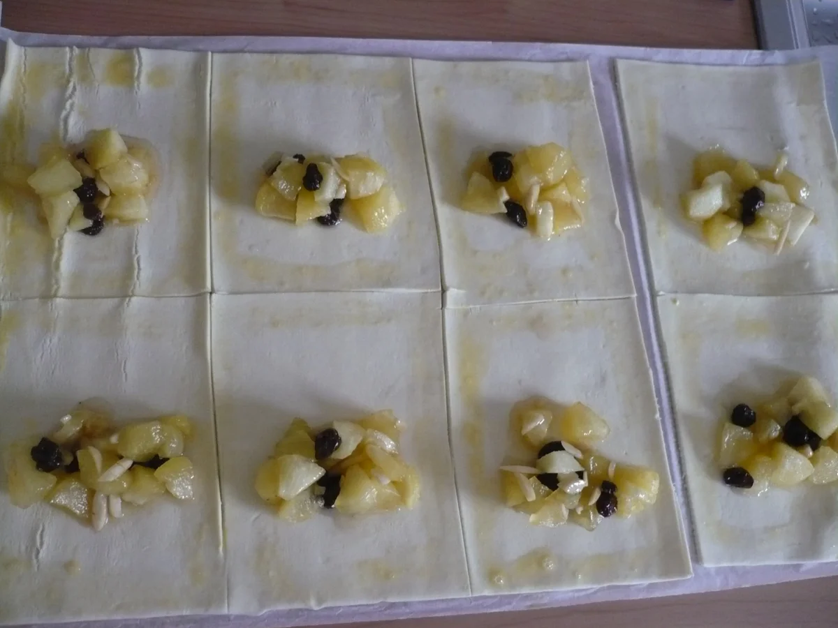 Rezept: Apfeltaschen Bild Nr. 6 Apfeltaschen - Rezept - Bild Nr. 6