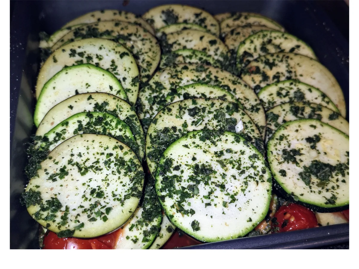 Rezept: BiNe` S AUBERGINEN ZUCCHINI GRATIN Bild Nr. 2 BiNe` S AUBERGINEN ZUCCHINI GRATIN - Rezept - Bild Nr. 2
