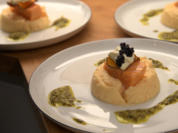 Lachsconfit auf Petersilienwurzelpüree und Kaviar - Rezept - Bild Nr. 2