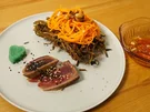 Crispy Papaya-Salat verführt Tuna Tataki - Rezept - Bild Nr. 2