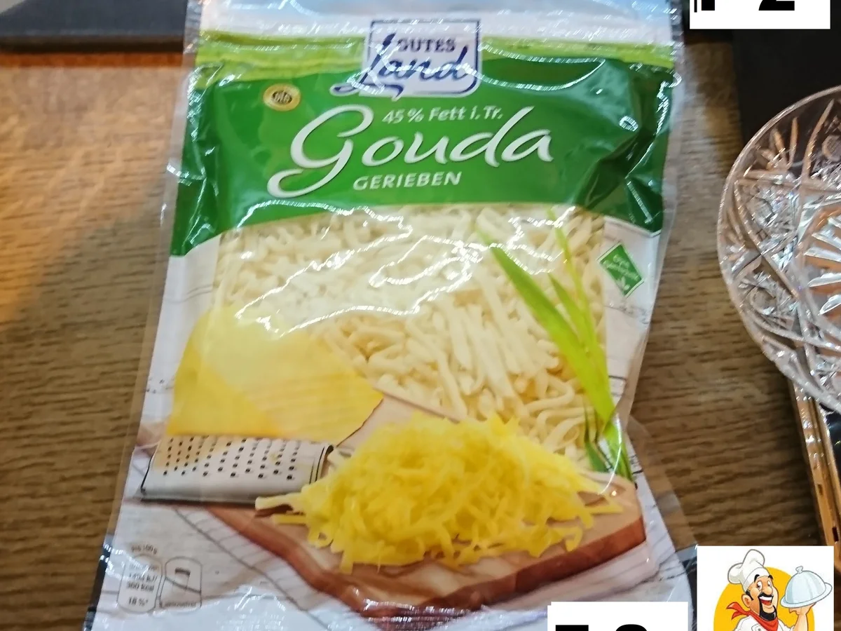 Pelmeni (russische Maultaschen) in Töpfen klassisch. - Rezept - Bild Nr. 13537