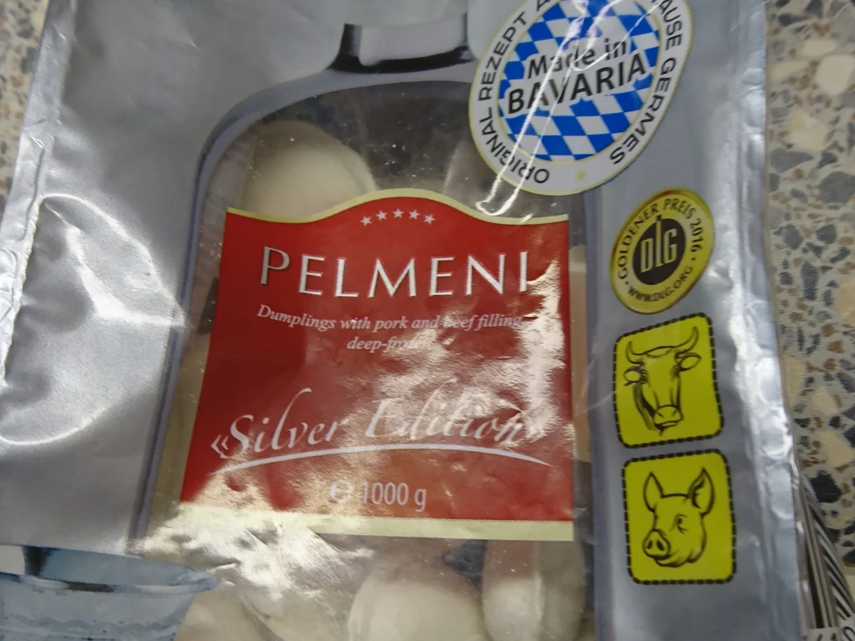 Pelmeni (russische Maultaschen) in Töpfen klassisch. - Rezept - Bild Nr. 13553