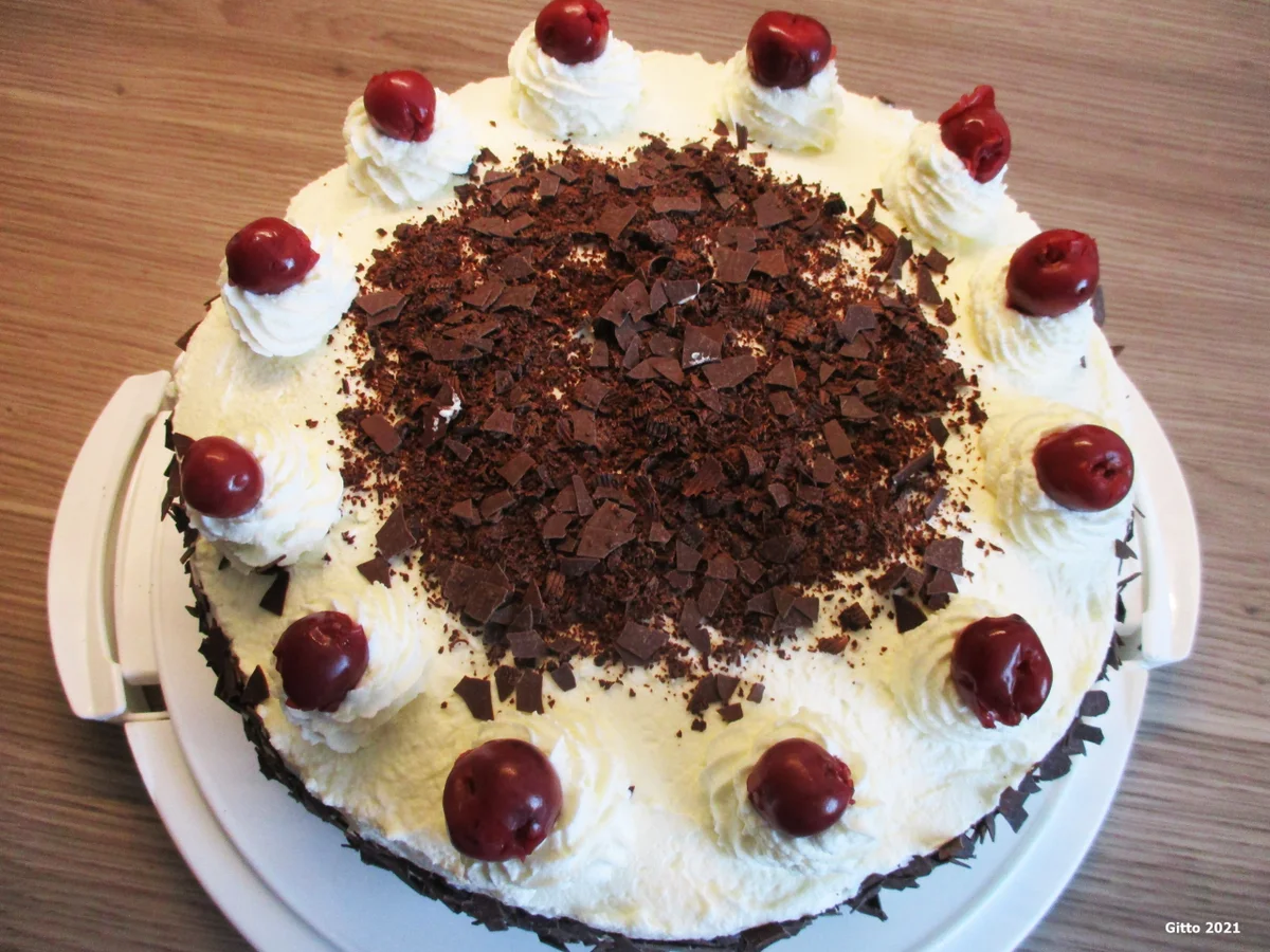 Meine Schwarzwälder Kirschtorte - Rezept - Bild Nr. 12