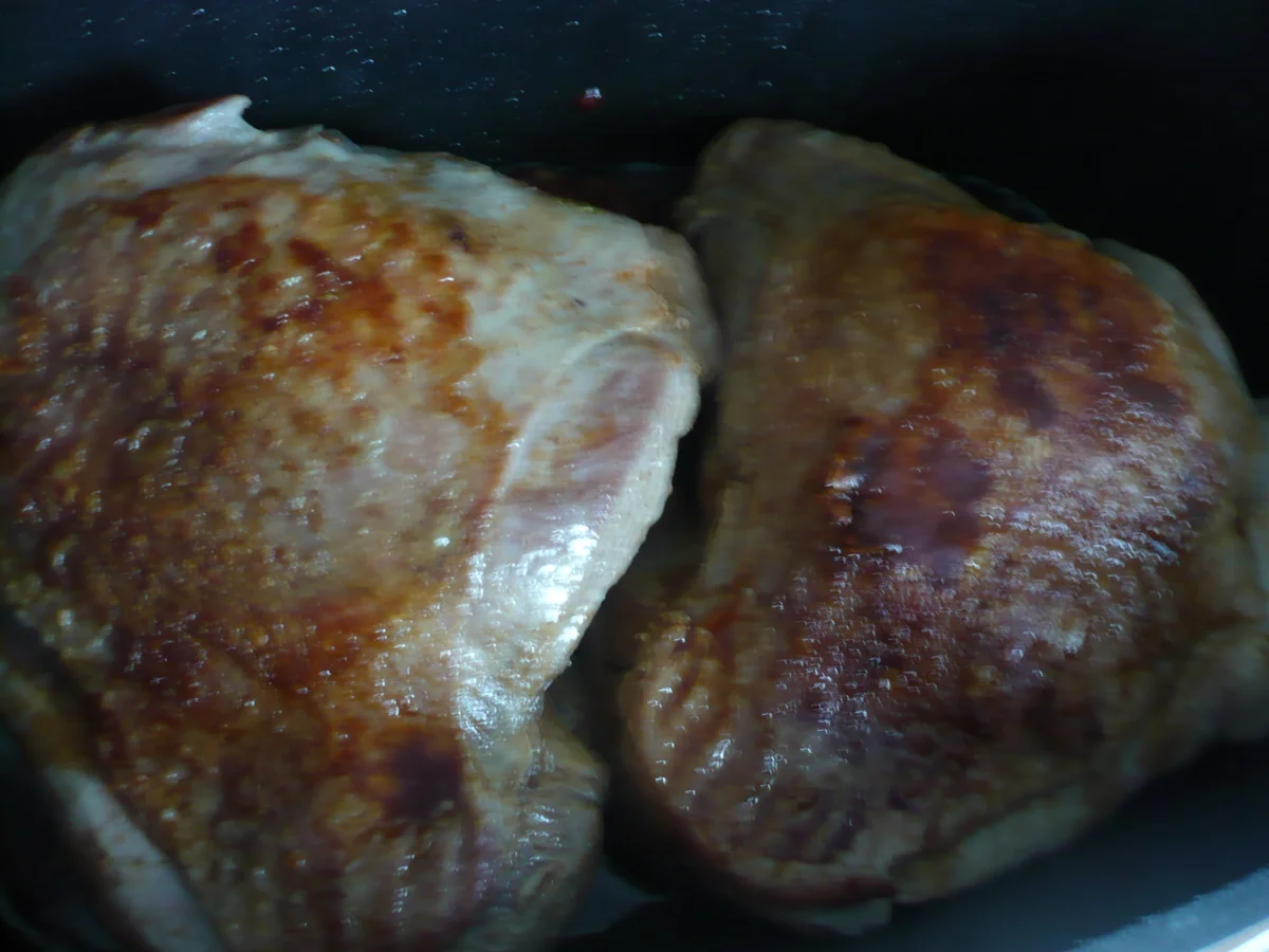 Rezept: Saftige Putenkeule auf Gemüse Bild Nr. 3 Saftige Putenkeule auf Gemüse - Rezept - Bild Nr. 3