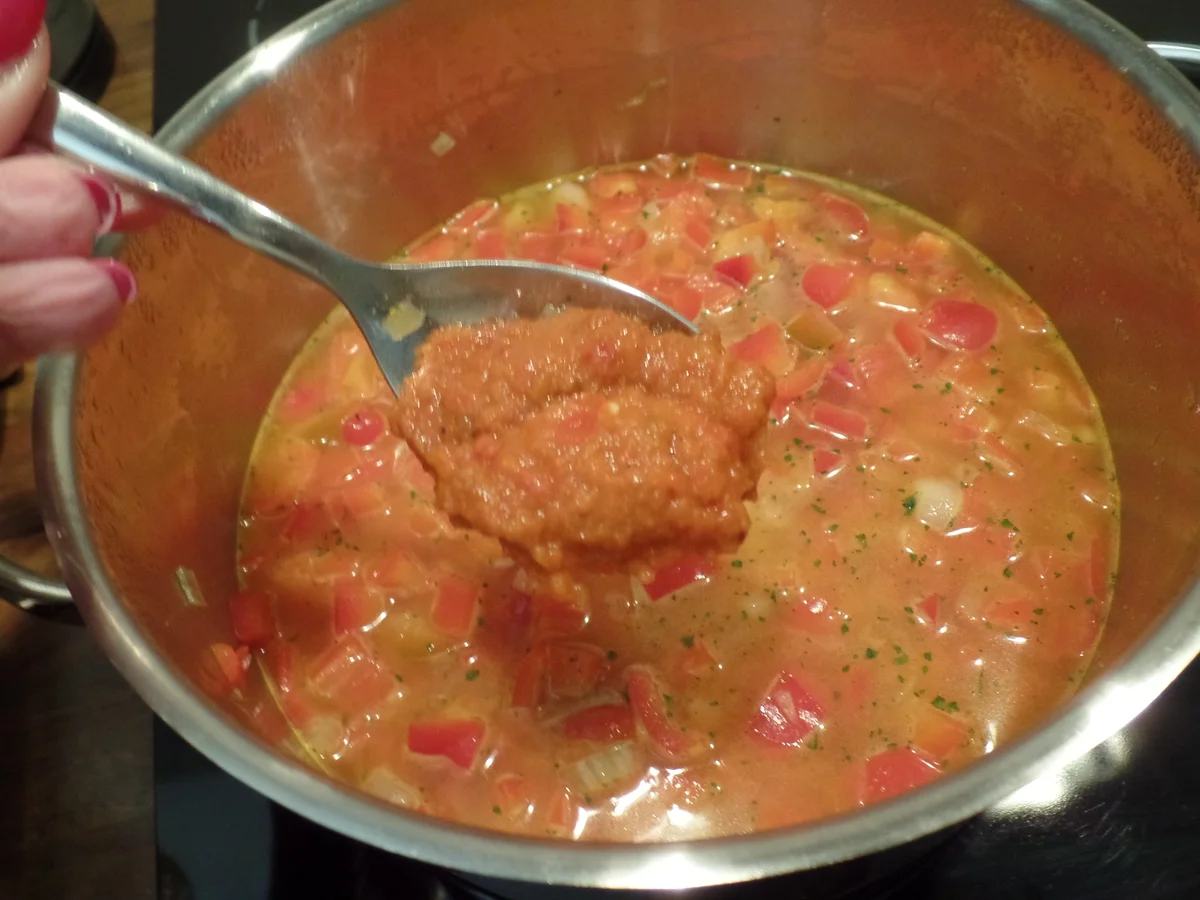 Spaghetti mit Paprikasauce - Rezept - Bild Nr. 13568