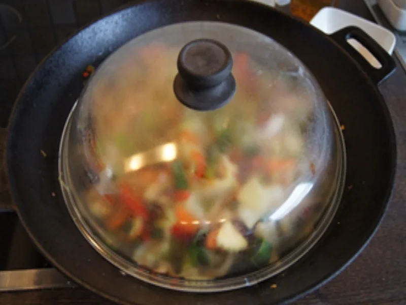 Rezept: Gemüse - Zehnerlei“ - im Wok Bild Nr. 24 Gemüse - Zehnerlei“ - im Wok - Rezept - Bild Nr. 24