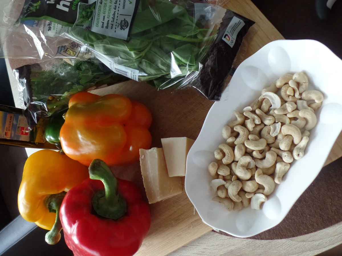 Paprika-Cashew-Pesto - Rezept - Bild Nr. 13573