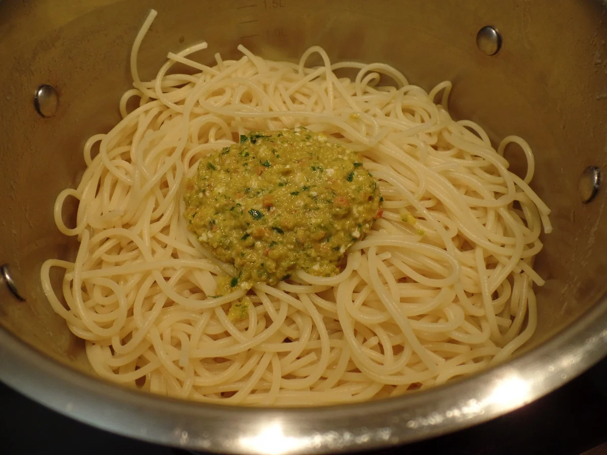 Paprika-Cashew-Pesto - Rezept - Bild Nr. 13579