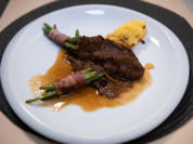 Rezept: Ochsenbäckchen mit Polenta und Gemüse Bild Nr. 2 Ochsenbäckchen mit Polenta und Gemüse - Rezept - Bild Nr. 2