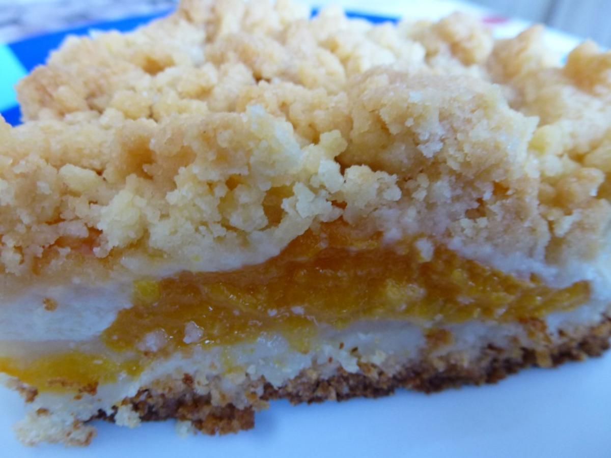 Pfirsich-Pudding-Streuselkuchen - Rezept - kochbar.de