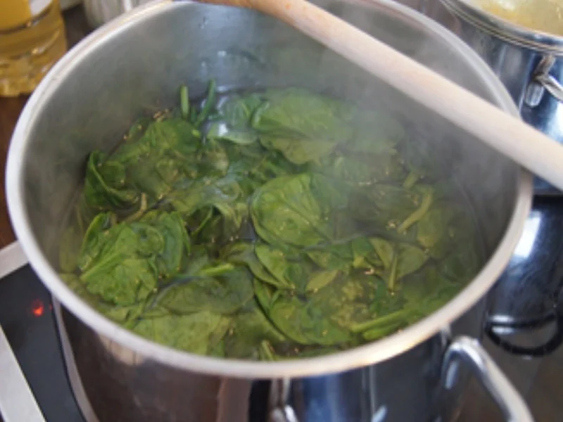 Steakhüfte mit-Babyspinat und Champignons im Wok und Pellkartoffel-Drillingen - Rezept - Bild Nr. 9