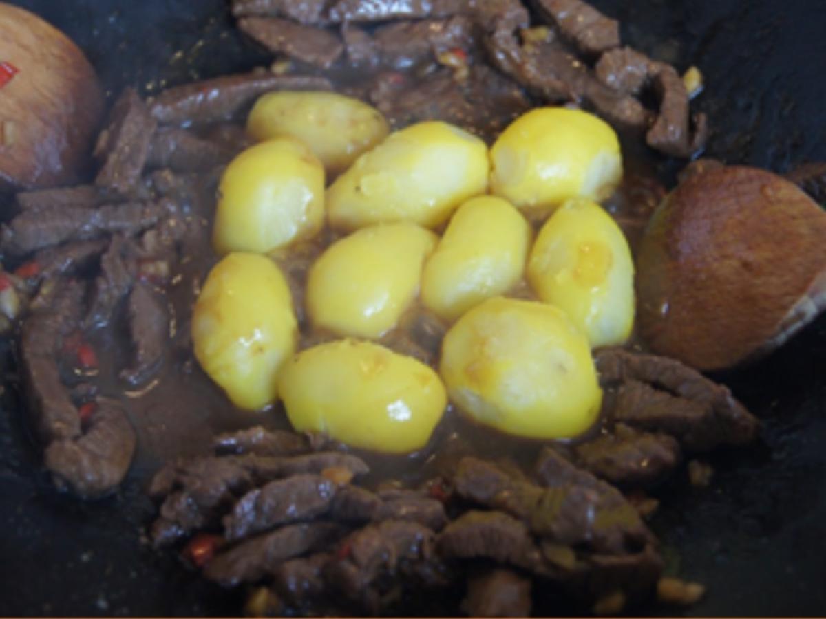 Steakhüfte mit-Babyspinat und Champignons im Wok und Pellkartoffel-Drillingen - Rezept - Bild Nr. 21