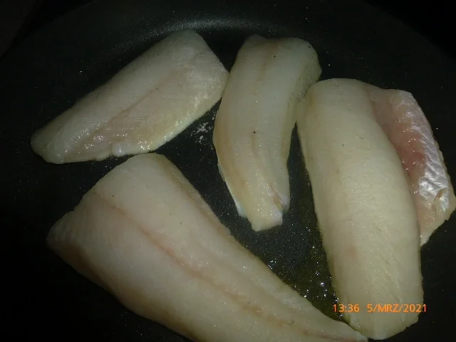 Rezept: "Zander auf Knisterfinken-Kartoffelpüree" kochbar Challenge 3.0.(2021 März) Bild Nr. 13600 "Zander auf Knisterfinken-Kartoffelpüree" kochbar Challenge 3.0.(2021 März) - Rezept - Bild Nr. 13600