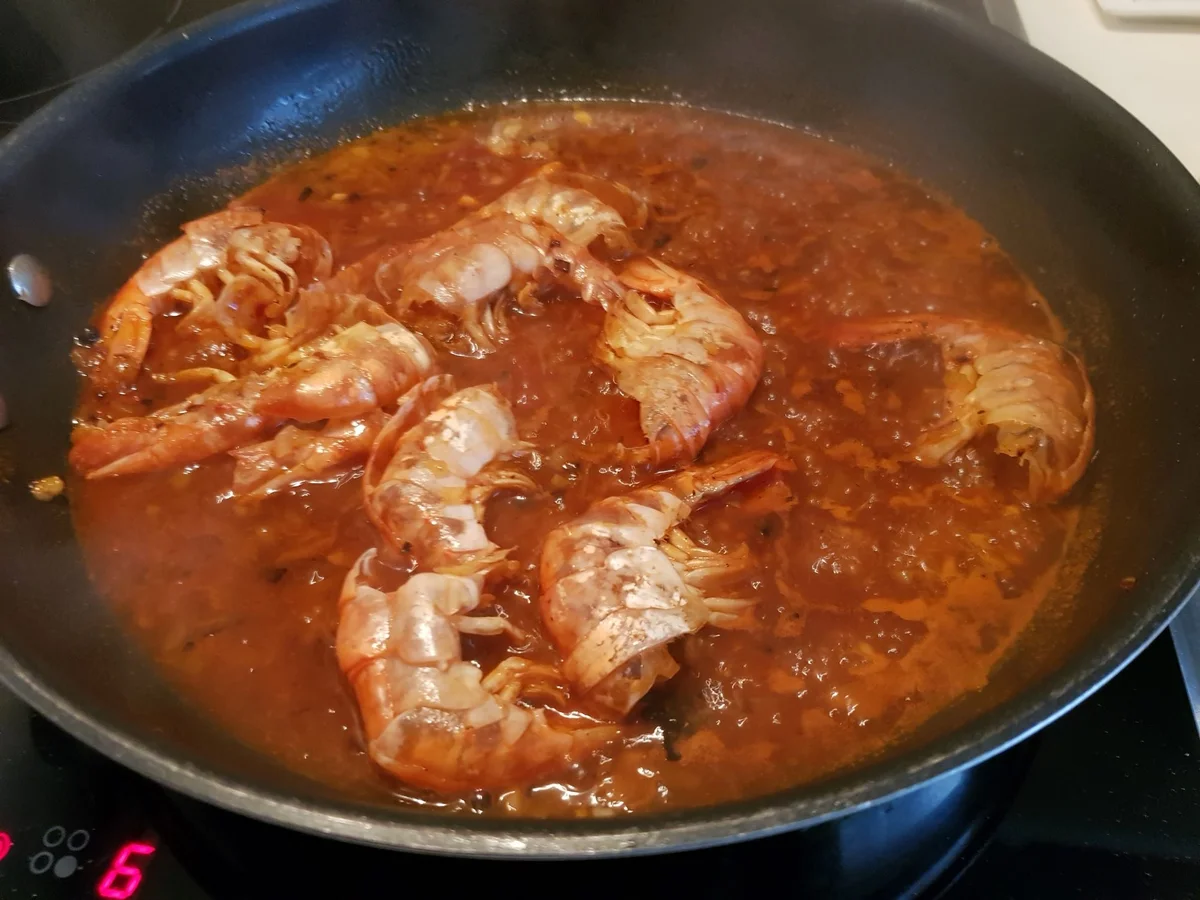 Pappardelle mit Cognac-Rahmsoße und Garnelen - Rezept - Bild Nr. 13634