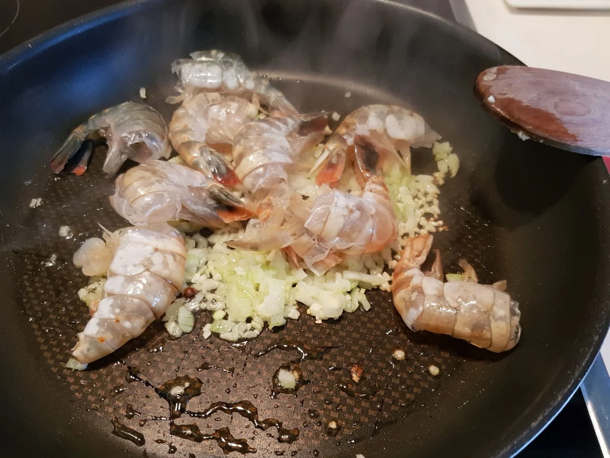 Pappardelle mit Cognac-Rahmsoße und Garnelen - Rezept - Bild Nr. 13637