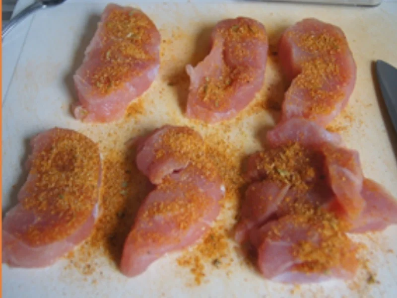 Rezept: Putenbrustfiletschnitzelchen mit Mini-Blumenkohl und Selleriestampf Bild Nr. 5 Putenbrustfiletschnitzelchen mit Mini-Blumenkohl und Selleriestampf - Rezept - Bild Nr. 5