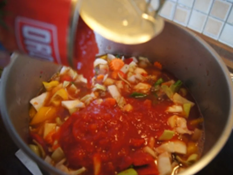 Herzhafte Schlankmacher-Maxigemüse-Suppe - Rezept - Bild Nr. 19