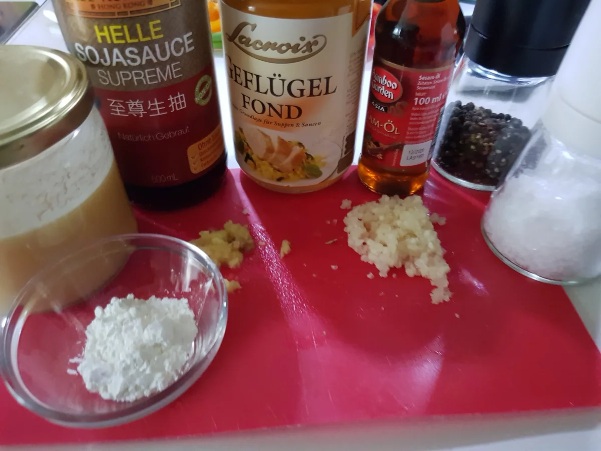 Honig-Knoblauch-Huhn - "Honey-Garlic-Chicken-Bowl" - Rezept - Bild Nr. 13675