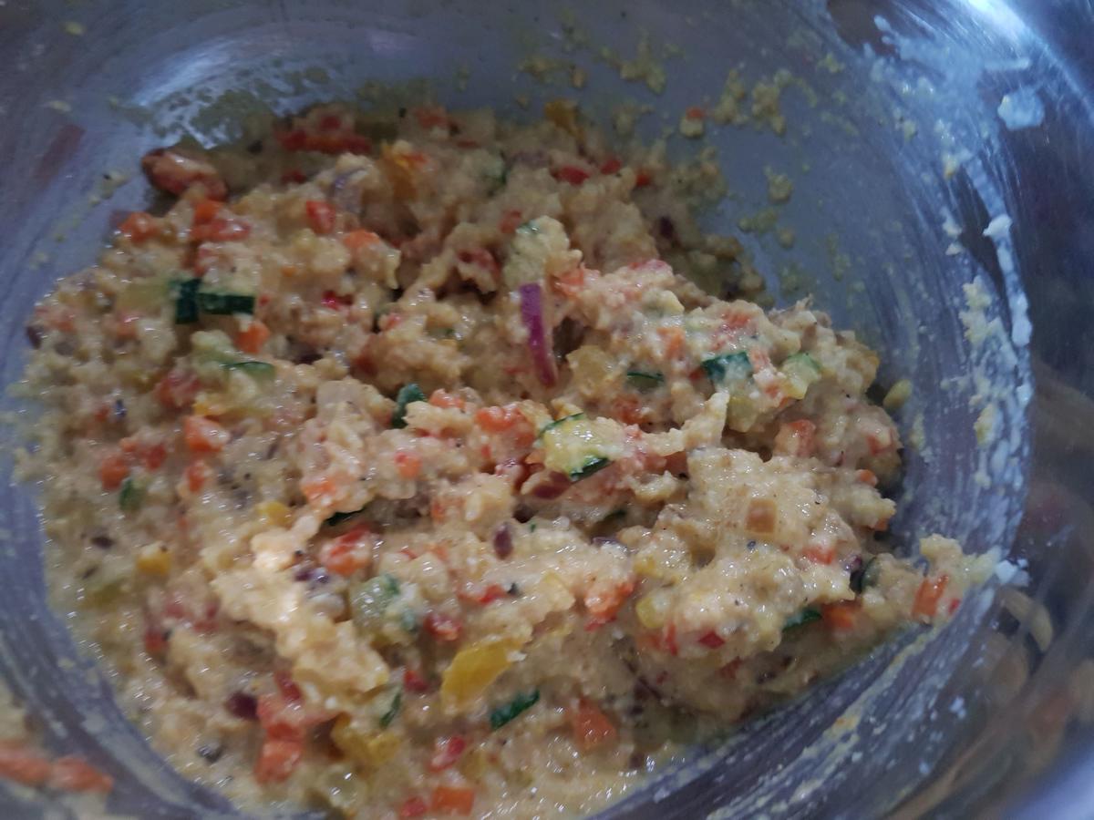 Shrimps-Rolls aus dem Ofen mit fruchtigem Salat - Rezept - Bild Nr. 13701